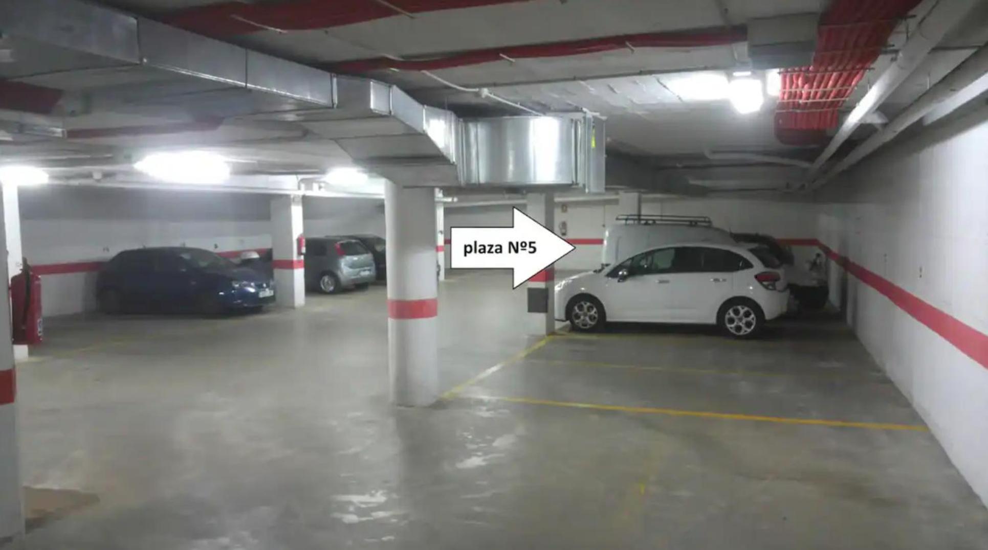 Centrico 2 Dormitorios Con Parking En La Trinidad Malaga Exterior photo